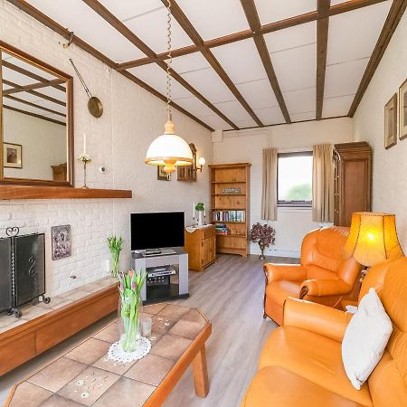 Holiday Home In Noordwijkerhout With Terrace Close To A Lake Экстерьер фото